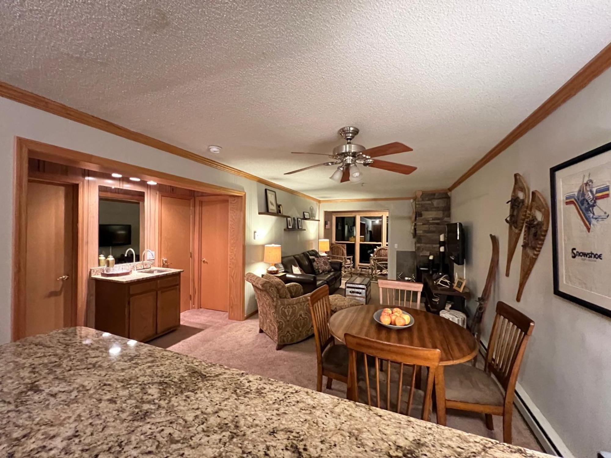 Snowcrest Condo Walking Distance To Slopes Snowshoe Exterior photo